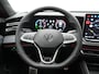 Volkswagen Tiguan 1.5 eHybrid R-Line Edition PHEV 204pk Dealer O.H. | Panodak | Adaptive Cruise | Head Up | 360 Camera | IQ Light | Sportstoelen Massage & Memory | Sfeerverlichting | Keyless | Blis | Apple Carplay | Navigatie | DAB | Plug In Hybrid |