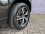 Volvo XC60 2.0 B5 R-Design | 360° Camera | Adaptieve cruise | BLIS | Power seat | Memory | Trekhaak | Keyless enty/start | Apple carplay/android auto |