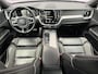 Volvo XC60 2.0 B5 R-Design | 360° Camera | Adaptieve cruise | BLIS | Power seat | Memory | Trekhaak | Keyless enty/start | Apple carplay/android auto |
