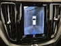 Volvo XC60 2.0 B5 R-Design | 360° Camera | Adaptieve cruise | BLIS | Power seat | Memory | Trekhaak | Keyless enty/start | Apple carplay/android auto |