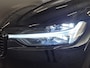 Volvo XC60 2.0 B5 R-Design | 360° Camera | Adaptieve cruise | BLIS | Power seat | Memory | Trekhaak | Keyless enty/start | Apple carplay/android auto |