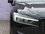 Volvo XC60 2.0 B5 R-Design | 360° Camera | Adaptieve cruise | BLIS | Power seat | Memory | Trekhaak | Keyless enty/start | Apple carplay/android auto |