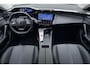 Peugeot 408 1.2 Hybrid 145 e-DCS6 Allure | Achteruitrijcamera | Dealer Onderhouden l Wireless Apple Carplay & Android Auto l TomTom Navigatie l DAB l Bluetooth l PDC l Camera l LED l Lichtmetalen Velgen