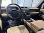 Land Rover Defender 2.0 P300e 110 X | FACELIFT | ClearSight | Meridian Surround | Trekhaak | Luchtvering | Koelbox | Panoramadak | 22 Inch