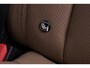 Land Rover Defender 2.0 P300e 110 X | FACELIFT | ClearSight | Meridian Surround | Trekhaak | Luchtvering | Koelbox | Panoramadak | 22 Inch