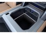Land Rover Defender 2.0 P300e 110 X | FACELIFT | ClearSight | Meridian Surround | Trekhaak | Luchtvering | Koelbox | Panoramadak | 22 Inch