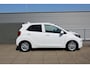Kia Picanto 1.0 DPi DynamicLine Automaat / Navigatie / Carplay / Camera / Climate control