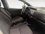 Toyota Yaris 1.5 Hybrid Bi-Tone AUTOMAAT NAVI AIRCO CAMERA CRUISE CONTROLE LM VELGEN 2TONE ZEER MOOIE AUTO DEALER ONDERHOUDEN