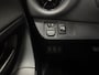 Toyota Yaris 1.5 Hybrid Bi-Tone AUTOMAAT NAVI AIRCO CAMERA CRUISE CONTROLE LM VELGEN 2TONE ZEER MOOIE AUTO DEALER ONDERHOUDEN