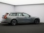 Volvo V90 T6 AWD Plug-in hybrid Ultra Dark Trekhaak / Pan. dak / 360 camera/ Head up display/ Harman Kardon / 20" / Stoel+stuur+achterbankverwarming