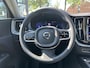 Volvo XC60 2.0 T6 Plug-in hybrid AWD Plus Dark | BOMVOL!! | 22K KM!! | STOEL STUURVERWARMING | PANO | ELEK. TREKHAAK | ADAP. CRUISRE | MEM. STOELEN | ACHTERBANK VERWARMD | ELEK. ACHTERKLEP | 12 MND BOVAG GARANTIE | DEALER ONDERHOUDEN |