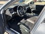 Volvo XC60 2.0 T6 Plug-in hybrid AWD Plus Dark | BOMVOL!! | 22K KM!! | STOEL STUURVERWARMING | PANO | ELEK. TREKHAAK | ADAP. CRUISRE | MEM. STOELEN | ACHTERBANK VERWARMD | ELEK. ACHTERKLEP | 12 MND BOVAG GARANTIE | DEALER ONDERHOUDEN |