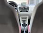 Volkswagen Up! 1.0 75PK 5D BMT High up, COLOUR, PANORAMA SCHUIF/KANTELDAK, STOELVERWARMING, AIRCO, CRUISE CONTROL, BLUETOOTH
