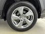 Toyota RAV4 2.5 Hybrid Style | Dodehoek | JBL | Apple Carplay / Android Auto | Leder | Stoel-/stuurverwarming | Keyless | Adaptive Cruise | Clima | Parkeersensoren voor/achter | Camera | LED | 17 inch