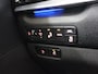 Kia Niro EV e-Niro ExecutiveLine 64 kWh | Panoramadak | Stoel/Stuurwielverwarming | JBL | Adaptieve Cruise Control | Keyless Go | LED Koplampen |