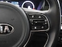 Kia Niro EV e-Niro ExecutiveLine 64 kWh | Panoramadak | Stoel/Stuurwielverwarming | JBL | Adaptieve Cruise Control | Keyless Go | LED Koplampen |