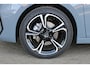 Opel Corsa 1.2 Turbo Hybrid Ultimate | Matrix Led | Alcantara bekleding | 17` lichtmetalen velgen | Climate control |