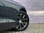 Volvo V60 2.0 B3 Essential Edition | Parkeercamera | Stoel/stuur verwarming | Apple Carplay/Android auto | Leder | 4 voudig verstelbare lendesteun | zitvlakverlengers | Metallic lak |