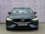 Volvo V60 2.0 B3 Essential Edition | Parkeercamera | Stoel/stuur verwarming | Apple Carplay/Android auto | Leder | 4 voudig verstelbare lendesteun | zitvlakverlengers | Metallic lak |