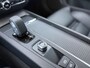 Volvo V60 2.0 B3 Essential Edition | Parkeercamera | Stoel/stuur verwarming | Apple Carplay/Android auto | Leder | 4 voudig verstelbare lendesteun | zitvlakverlengers | Metallic lak |
