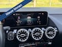 Mercedes-Benz B-klasse 200 Business Solution AMG Trekhaak, Panoramadak, 360 Camera