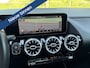 Mercedes-Benz B-klasse 200 Business Solution AMG Trekhaak, Panoramadak, 360 Camera