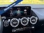 Mercedes-Benz B-klasse 200 Business Solution AMG Trekhaak, Panoramadak, 360 Camera