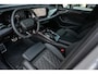 Audi A6 Avant 2.0 e-hybrid quattro S edition Competition | 5 Jaar garantie | Achterasbesturing | B&O | Carbon inleg | Stoelventilatie en Massage | Luchtvering | Panoramadak | Soft close | Keyless | Head-up | 360 camera | Passagiers Display |