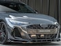 Audi A6 Avant 2.0 e-hybrid quattro S edition Competition | 5 Jaar garantie | Achterasbesturing | B&O | Carbon inleg | Stoelventilatie en Massage | Luchtvering | Panoramadak | Soft close | Keyless | Head-up | 360 camera | Passagiers Display |