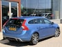 Volvo V60 1.6 T3 R-Design | Afn Trekhaak | Cruise | Parkeersensoren | Bluetooth | Leder |