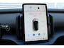 Volvo EX30 P3 Plus Europa 51 kWh 150PK | Elektrisch Verstelbare Voorstoelen | Harman/Kardon Premium Audio | Elektrische Achterklep | Keyless | Stoelverwarming | Stoelverwarming | Adaptieve Cruise Control | Pilot Assist | DAB | 18 Inch Lichtmetalen Velgen | Parkeersensoren Voor & Achter | Achteruitrijcamera | Automatisch Dimmende Binnen- en Buitenspiegels | Google Maps |