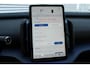 Volvo EX30 P3 Plus Europa 51 kWh 150PK | Elektrisch Verstelbare Voorstoelen | Harman/Kardon Premium Audio | Elektrische Achterklep | Keyless | Stoelverwarming | Stoelverwarming | Adaptieve Cruise Control | Pilot Assist | DAB | 18 Inch Lichtmetalen Velgen | Parkeersensoren Voor & Achter | Achteruitrijcamera | Automatisch Dimmende Binnen- en Buitenspiegels | Google Maps |