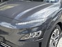 Hyundai Kona Electric EV Fashion 64 kWh | SOH 95% | Head-Up | Krell Audio | Stoel & Stuurverwarming | Adaptive Cruise | Winterset
