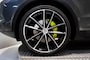 Porsche Cayenne 3.0 E-HYBRID, Luchtvering, Bose, 360 Camera, Head-up, 22 Inch, Trekhaak, Matrix