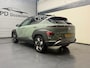 Hyundai Kona 1.6 GDI HEV 119PK Premium Sky - Pano - Elek. Stoelen. - Leer - (360) Camera