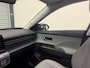 Hyundai Kona 1.6 GDI HEV 119PK Premium Sky - Pano - Elek. Stoelen. - Leer - (360) Camera