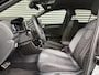 Volkswagen T-Roc 1.5 TSI R-LINE/IQ LIGHT/IQ DRIVE/EL A KLEP/KEYLESS/STOEL STUUR VERW/ENZ