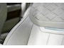 Land Rover Range Rover SV P550e SV 23" Meridian Surround SV P550e PHEV SV