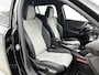 Peugeot e-2008 EV 136pk GT Pack 50 kWh Automaat | 1ste Eigenaar | Navigatie | Adaptieve Cruise Control | Stoelverwarming | Dodehoekdetectie | 18"LMV | LED |