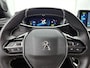 Peugeot e-2008 EV 136pk GT Pack 50 kWh Automaat | 1ste Eigenaar | Navigatie | Adaptieve Cruise Control | Stoelverwarming | Dodehoekdetectie | 18"LMV | LED |