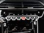 Peugeot e-2008 EV 136pk GT Pack 50 kWh Automaat | 1ste Eigenaar | Navigatie | Adaptieve Cruise Control | Stoelverwarming | Dodehoekdetectie | 18"LMV | LED |