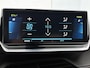 Peugeot e-2008 EV 136pk GT Pack 50 kWh Automaat | 1ste Eigenaar | Navigatie | Adaptieve Cruise Control | Stoelverwarming | Dodehoekdetectie | 18"LMV | LED |