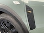 Dacia Sandero Stepway 90PK Extreme Automaat / Fabrieksgarantie tot 06-2028 / Achteruitrijcamera / Navigatie / Apple Carplay & Android Auto / 16" LM Velgen / Climate Control /