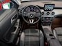 Mercedes-Benz GLA GLA180 Urban Trekhaak|Keyless|Camera|Sfeerverlichting|