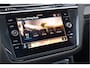 Volkswagen Tiguan 1.5 TSI R-Line 150 Pk HUD Pano IQ Lights Navi Camera Standkachel Trekhaak 20 Inch