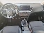 Kia Ceed Sportswagon 1.5T DynamicPlusLine | Stoel en stuurverwarming | Navigatie | Camera | Apple Carplay / Android Auto | Keyless met startknop | Lichtmetalen velgen 17inch |