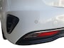 Kia Ceed Sportswagon 1.5T DynamicPlusLine | Stoel en stuurverwarming | Navigatie | Camera | Apple Carplay / Android Auto | Keyless met startknop | Lichtmetalen velgen 17inch |