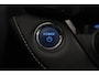 Toyota RAV4 2.5 Hybrid Dynamic | Trekhaak | Dodehoek detectie | Navigatie | Adaptive Cruise | Keyless | Clima | Parkeersensoren voor/achter | Camera | 17 inch | Elektrische achterklep