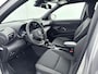 Toyota Yaris Cross 1.5 Hybrid 115 Dynamic | Dodehoek detectie | Parkeersensoren voor/achter | Apple Carplay / Android Auto | Stoel-/stuurverwarming | Verwarmbare voorruit | Adaptive Cruise | Full LED | Keyless | Clima | Camera | 17 inch