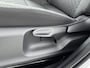 Toyota Yaris Cross 1.5 Hybrid 115 Dynamic | Dodehoek detectie | Parkeersensoren voor/achter | Apple Carplay / Android Auto | Stoel-/stuurverwarming | Verwarmbare voorruit | Adaptive Cruise | Full LED | Keyless | Clima | Camera | 17 inch